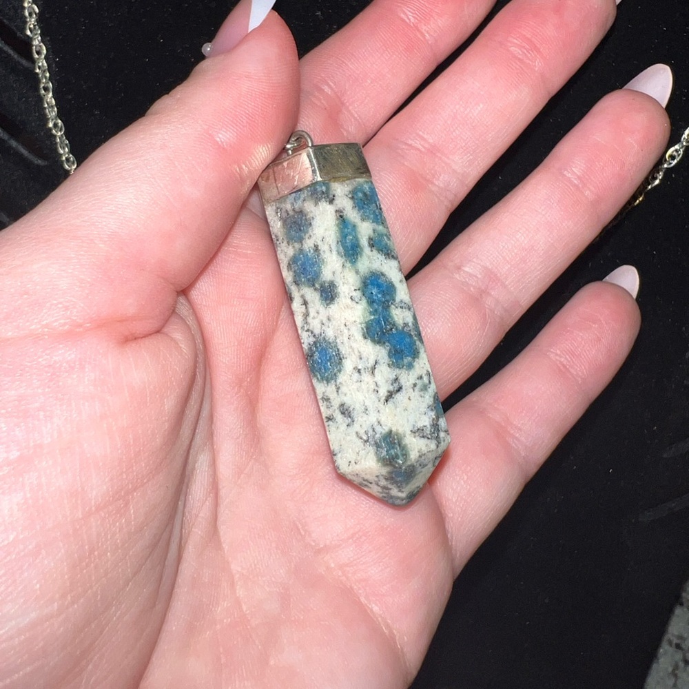 K2 pendant